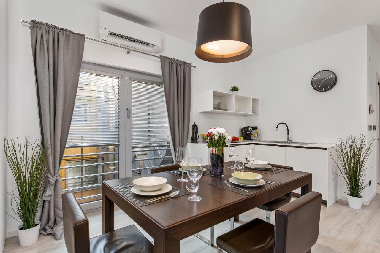 Apartments Rijeka In Eksteriør bilde